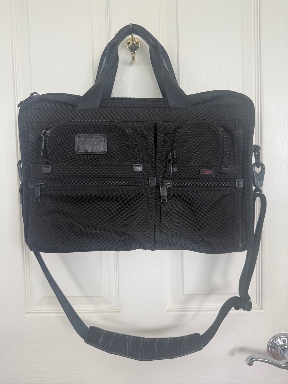 Tumi Black Men's Laptop Briefcase with Dual Front Pockets